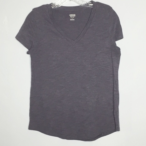 Mossimo Supply Co. Tops - Mossimo T-shirt FREE w 2+ FULL PRICED ITEM BUNDLE!